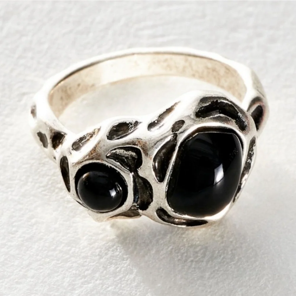 NWT!!  Free People, Gloria Ring, in Onyx size 7